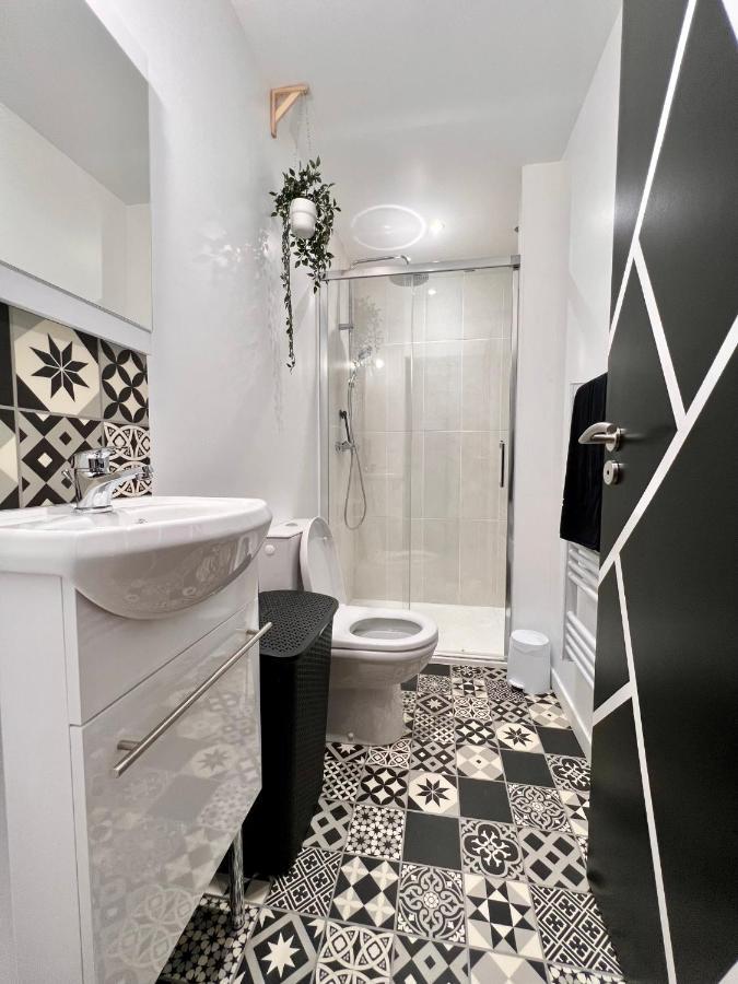 La Palmeraie -Wifi Fibre- Centre Ville -Property Rental Nm Fontenay-le-Comte Esterno foto